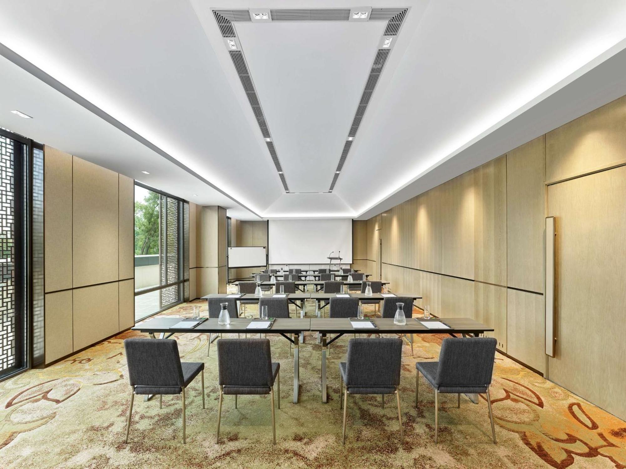 ホテル Doubletree By Hilton Beijing Badaling Yanqing エクステリア 写真