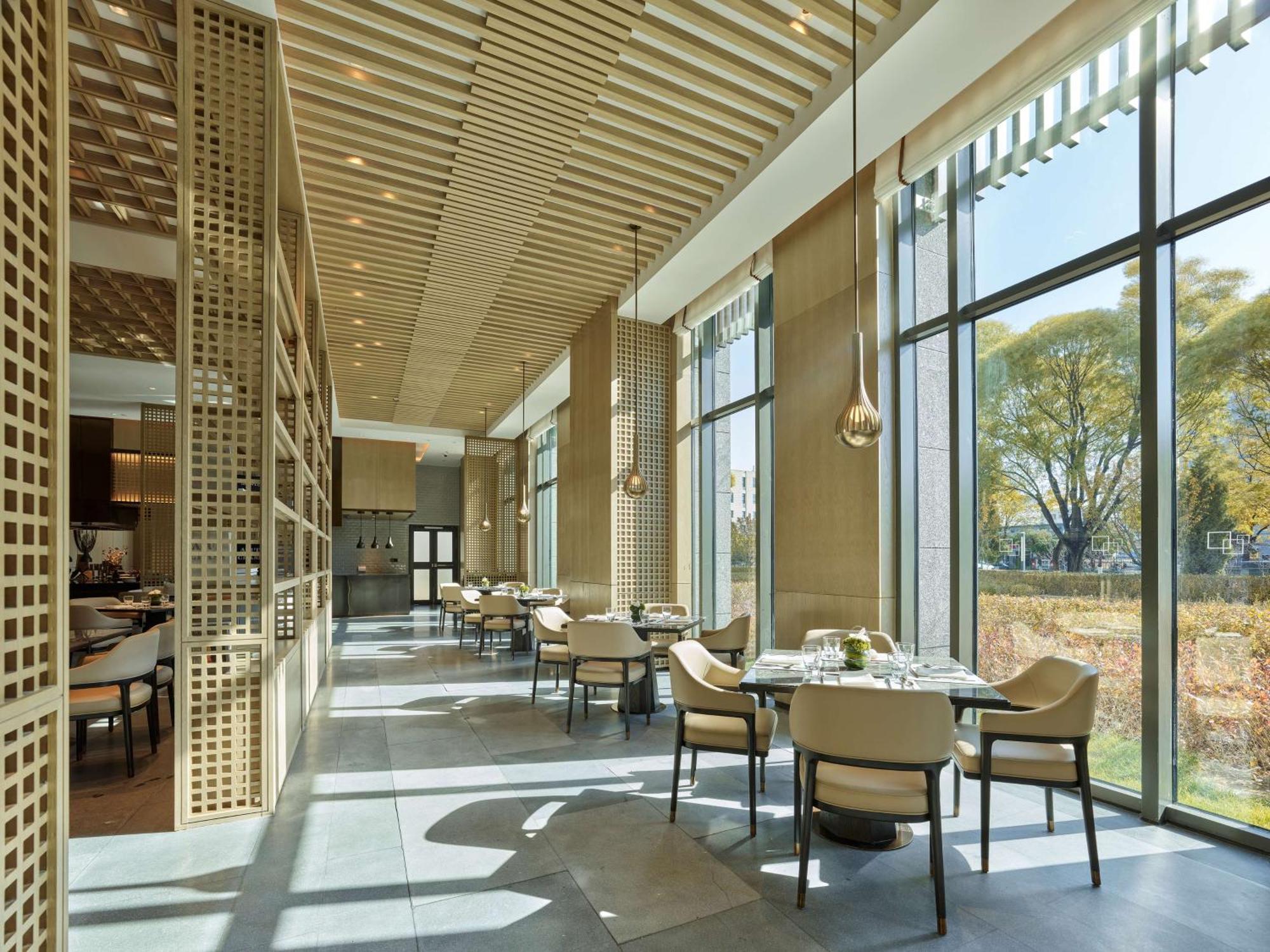ホテル Doubletree By Hilton Beijing Badaling Yanqing エクステリア 写真